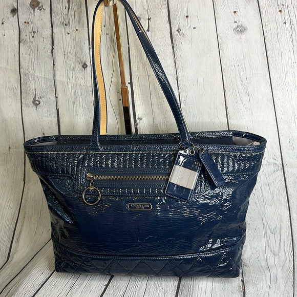 Coach Poppy navy liquid glass shoulder or tote bag - Picture 2 of 16